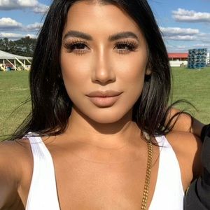 Meet your Posher, Sofia